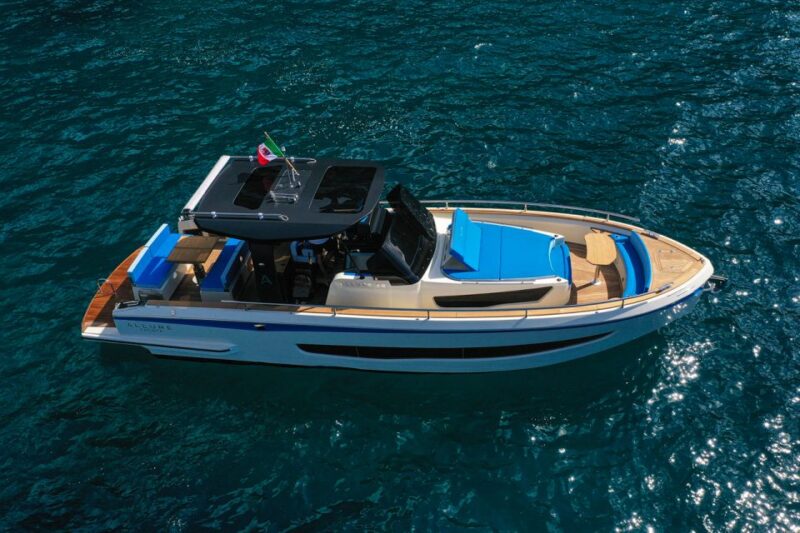 Ischia: Private Boat Tour on board of a luxury boat - Ischia: A Private Boat Tour on a Luxury Yacht from Positano