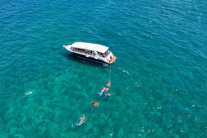 Isla Mujeres Adventure - Luxury Yatch Shared & Private Beach club - Snorkeling at El Meco Reef: Witness Colorful Marine Life