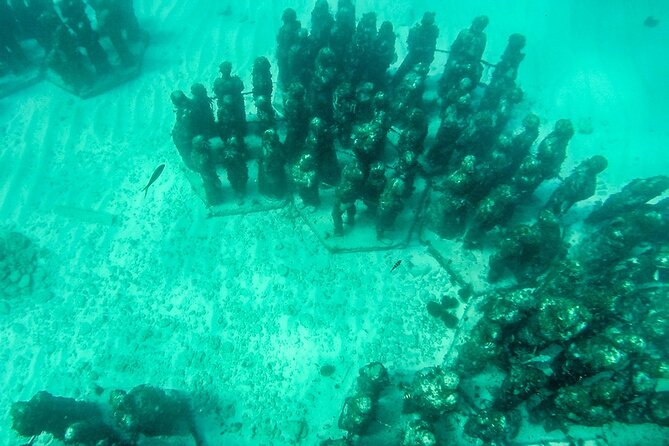 Isla Mujeres: Albatross Plus All Inclusive Tour - The Friendly Guides and Atmosphere on Board