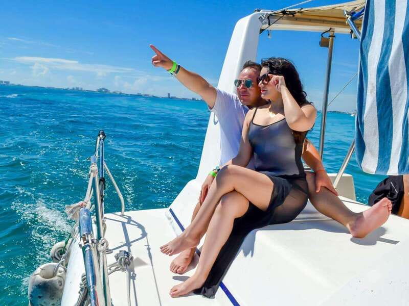 Isla Mujeres: Catamaran with Open Bar, Snorkeling and Lunch - Return Sail and Final Views of Isla Mujeres