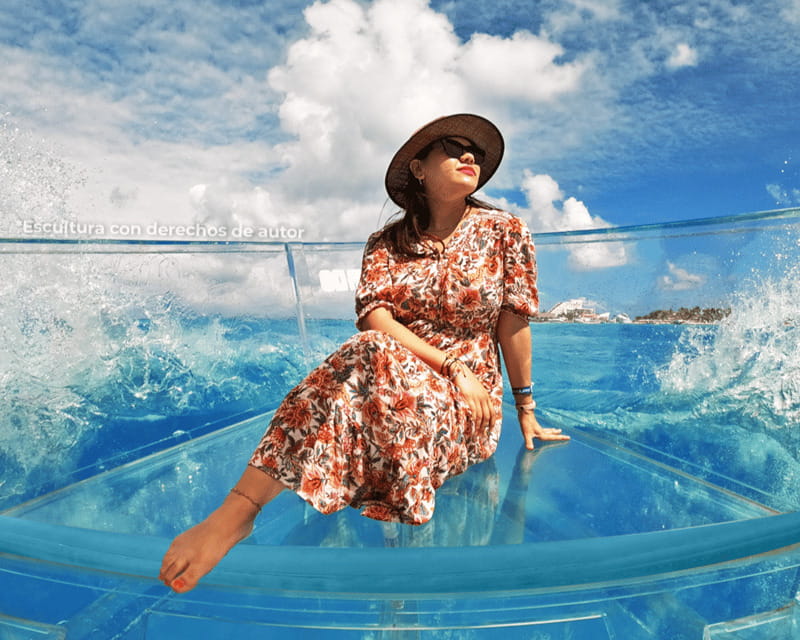 Isla Mujeres: Clear Boat Ride - The Unique Experience of a Transparent Vessel
