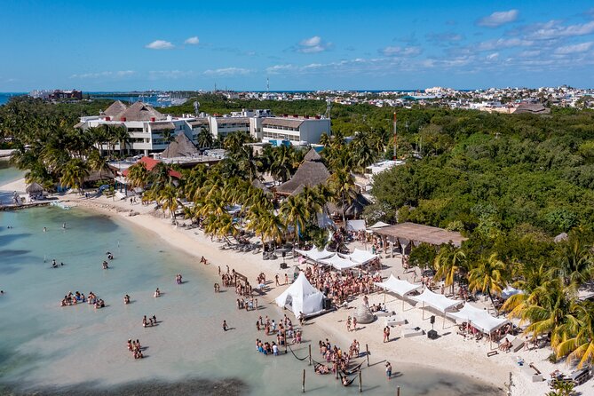 Isla Mujeres Platinum by Albatros Catamarans - Snorkeling at El Meco Reef: Marine Life and Crowded Waters