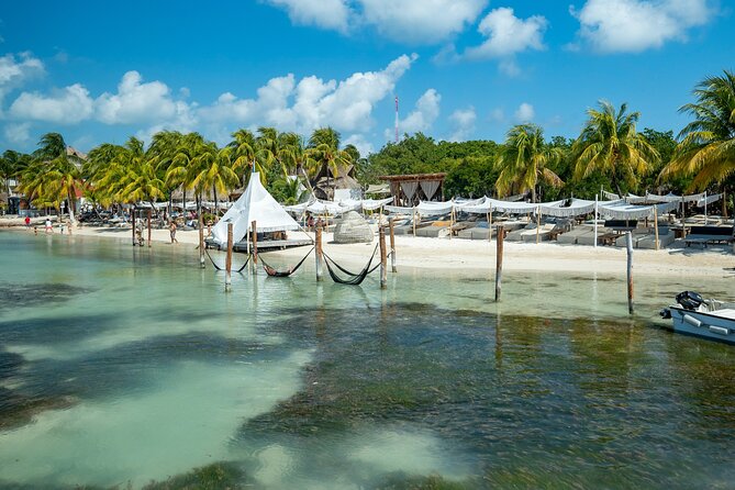 Isla Mujeres Plus by Albatros Catamarans - Physical Requirements and Suitability