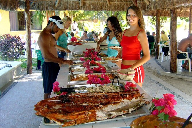 Isla Mujeres Sailing Adventure from Cancun with Snorkeling - Arrival at Isla Mujeres and Access to the Private Beach Club