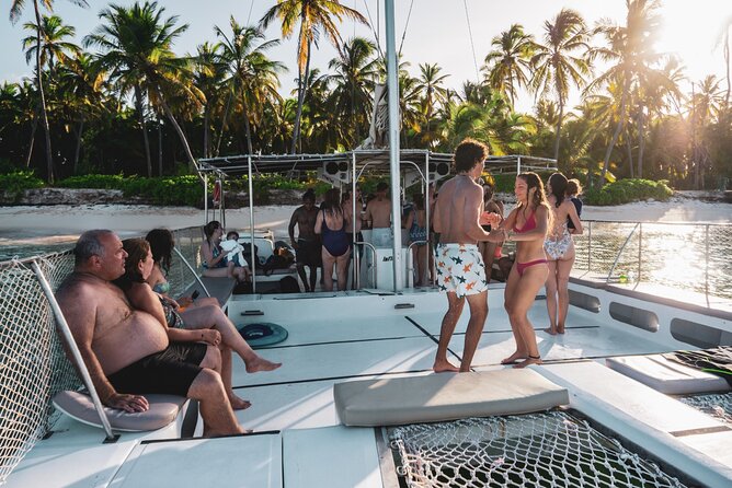 Isla Mujeres Spring Break Party Catamaran Snorkel and Open Bar - Practicalities: Whats Included and What to Know