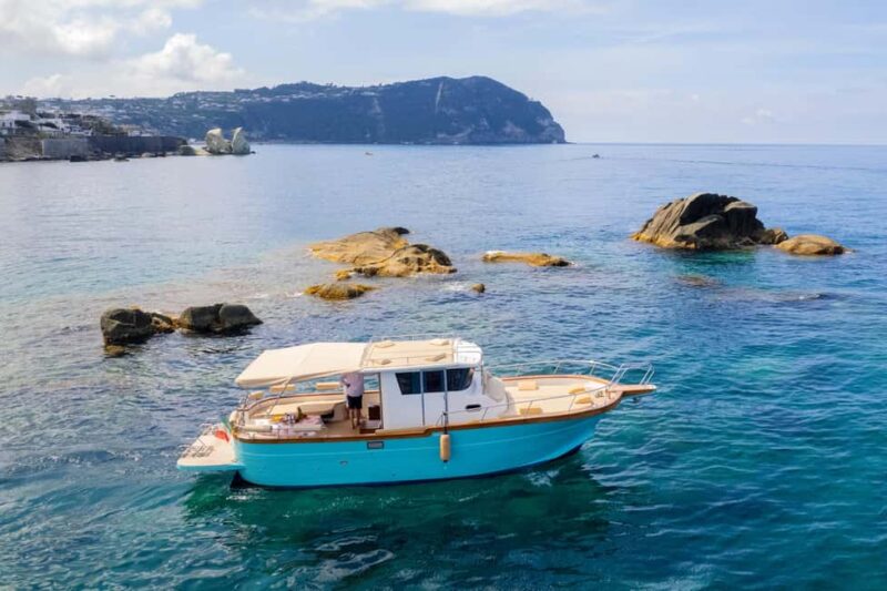 Island of Ischia: private or shared full day boat tour - Key Points
