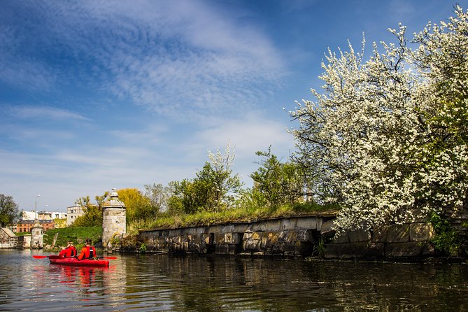 Islands of Gdansk Private Kayak Tour - Visiting the SS Sodek and Gdansk Shipyard