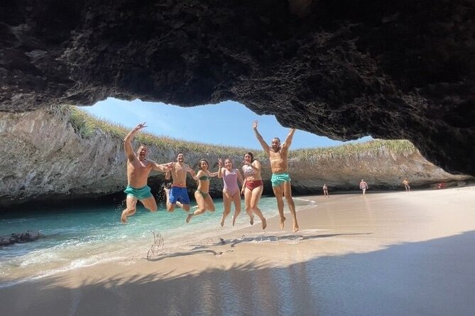 Islas Marietas PRIVATE enter hidden beach 100% GUARANTEED - Logistics: Meeting Point, Group Size, and Physical Requirements