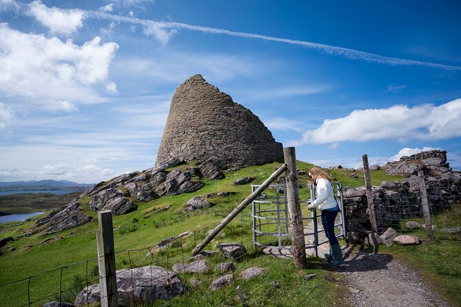 Isle of Lewis Heritage: Private Day Tour from Stornoway - Exploring the Calanais Standing Stones