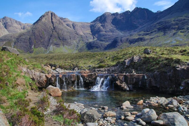 Isle of Skye: Online Road Trip Travel Guide - The Sum Up: An Inexpensive but Independent Exploration Tool