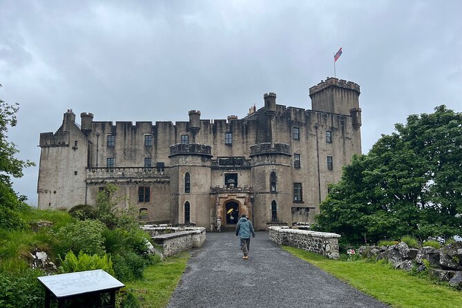 Isle of Skye Private 4 Day Tour From Edinburgh or Glasgow - The Guide’s Role and Personal Touch