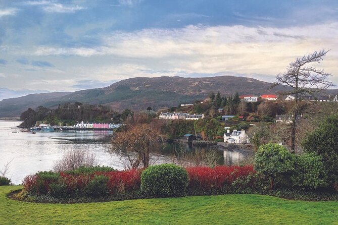 Isle Of Skye Self Guided Driving Tour - The Iconic Old Man of Storr and Its Hike