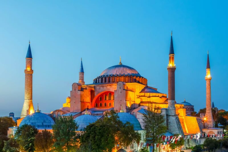 Istanbul: 1 or 2-Day Private Guided Tour with Hotel Transfer - Bosphorus Cruise and Dolmabahce Palace