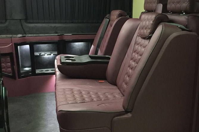 Istanbul Airport Private Departure Transfer - Efficient and Comfortable Istanbul Airport Departure Transfers for Up to 13 People