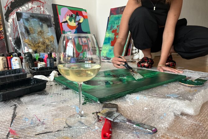 Istanbul Art Escape Wine and Paint at Local's Home - What Reviewers Love Most About This Experience