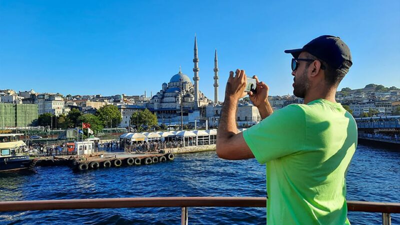 Istanbul: Asian Side Walking Tour with Ferry Ride - Sunset and Photo Opportunities