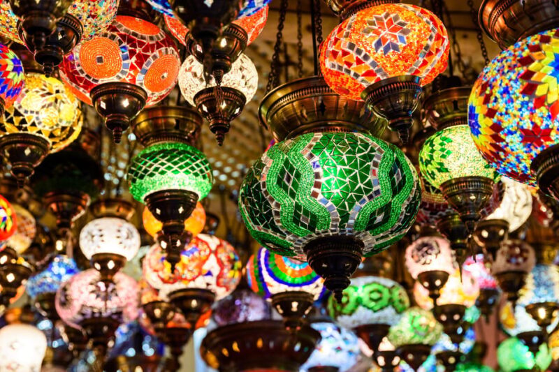 Istanbul: Best City Highlights Guided Tour with Tukish Lunch - Shopping and Exploring at the Grand Bazaar