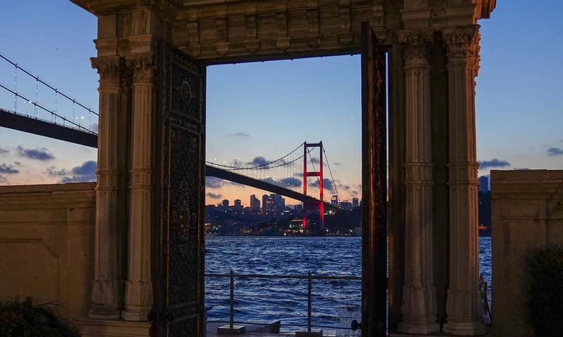 Istanbul: Beylerbeyi Palace Skip-the-Line Ticket & Audio - Convenient Meeting and Ticket Delivery via QR Code