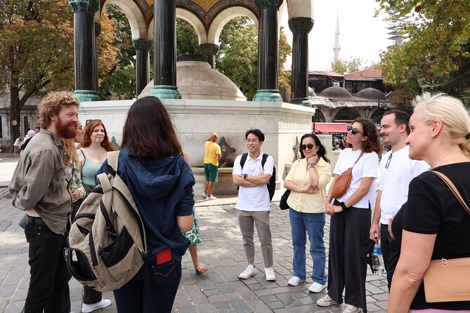 Istanbul Blue Mosque and Hagia Sophia Tour with Tickets - Tour Logistics: Group Size and Pacing