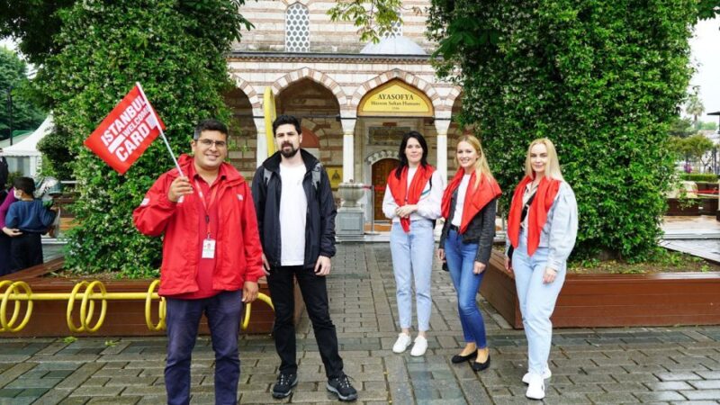 Istanbul: Blue Mosque Guided Tour & Basilica Cistern Ticket - The Guides: Knowledgeable, Friendly, and Engaging