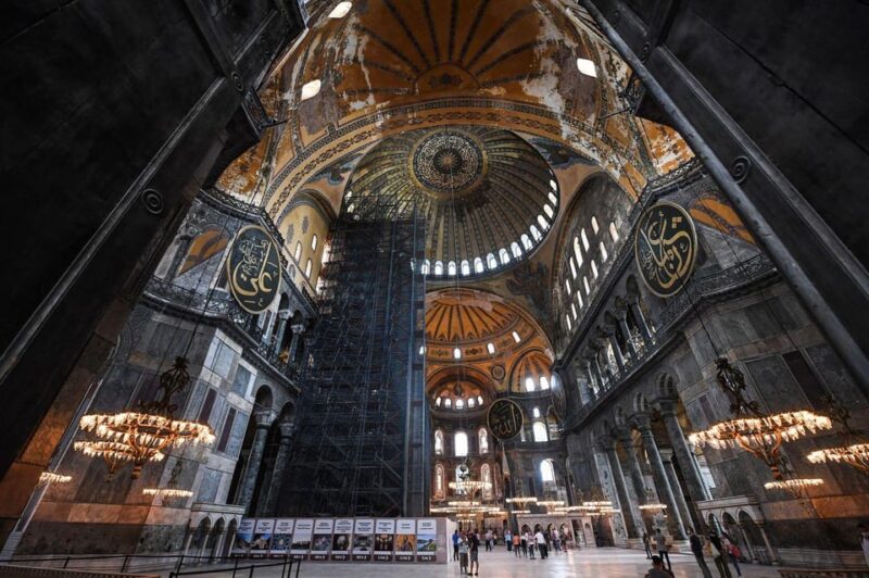 Istanbul: Blue Mosque, Hagia Sophia, & Basilica Cistern Tour - Skip-the-Line Access to Basilica Cistern and the Mysteries Beneath Istanbul