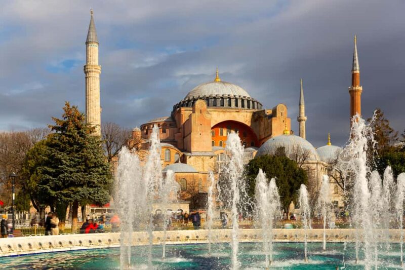 Istanbul: Blue Mosque, Hagia Sophia, Small Group Guided Tour - The Value of a Guided Tour in Istanbul’s Crowded Sites