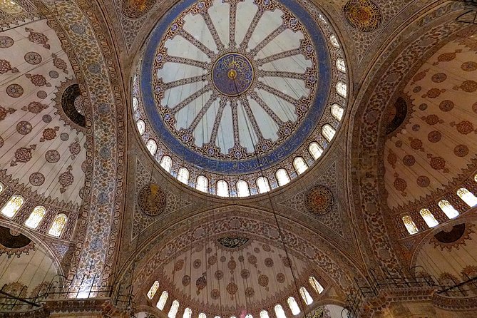 Istanbul: Blue Mosque & Hagia Sophia Small-Group Tour - The Value of a Small-Group Walking Tour