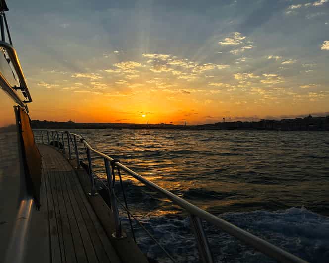 Istanbul: Bosphorus and Golden Horn Sunset Yacht Cruise - The Intimate, Small-Group Experience
