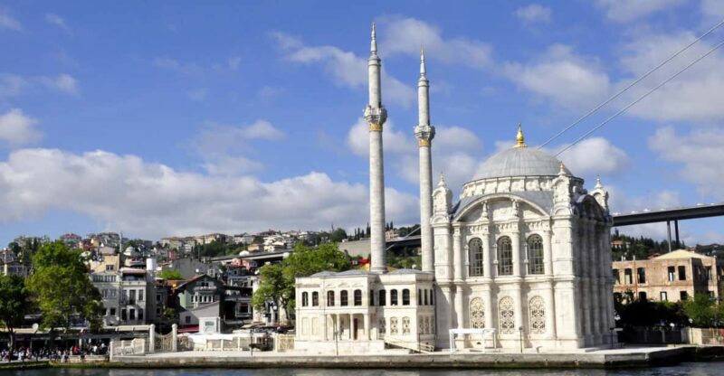 Istanbul: Bosphorus Boat Cruise - Key Points