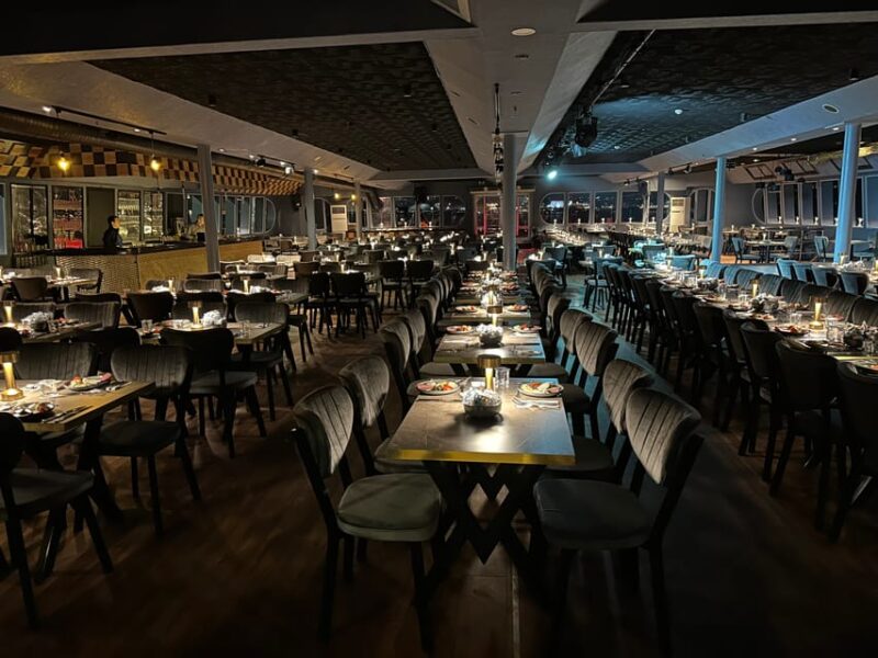 Istanbul: Bosphorus Cruise with Dinner Show - The Nightlife: Live DJ and Entertainment