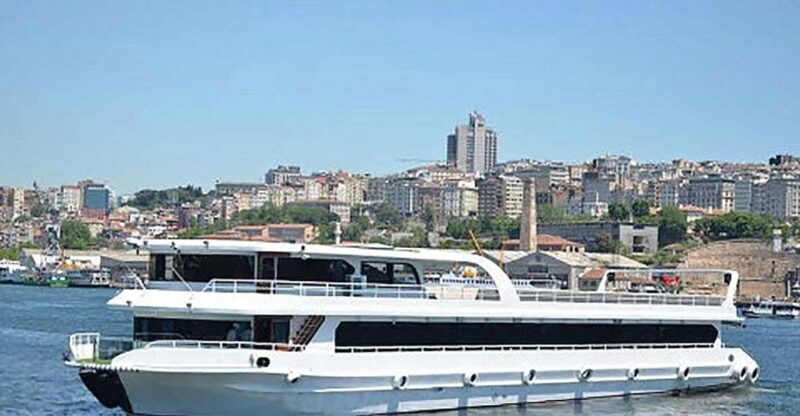 Istanbul Bosphorus Dinner Cruise &Entertainment hotel pickup - Key Points