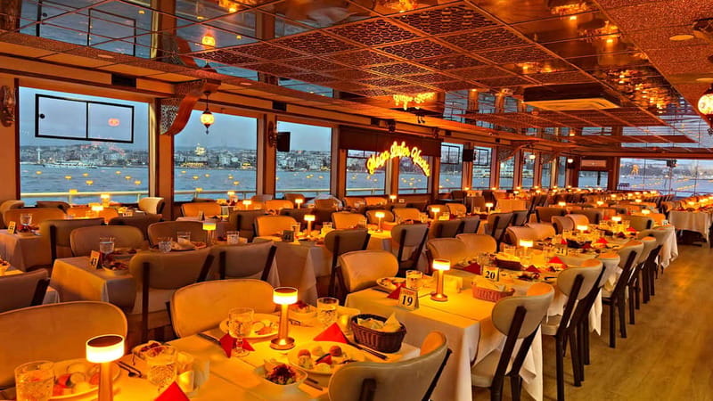 Istanbul: Bosphorus Dinner Cruise & Show with Private Table - Sailing on the Bosphorus in Istanbul’s Night Sky