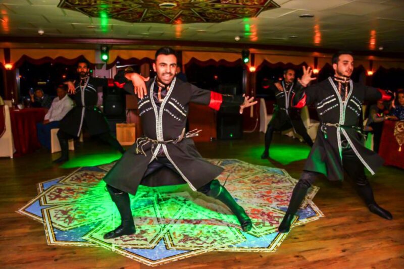 Istanbul: Bosphorus Dinner Cruise w/ Drinks & Entertainment - Authentic Turkish Entertainment Aboard