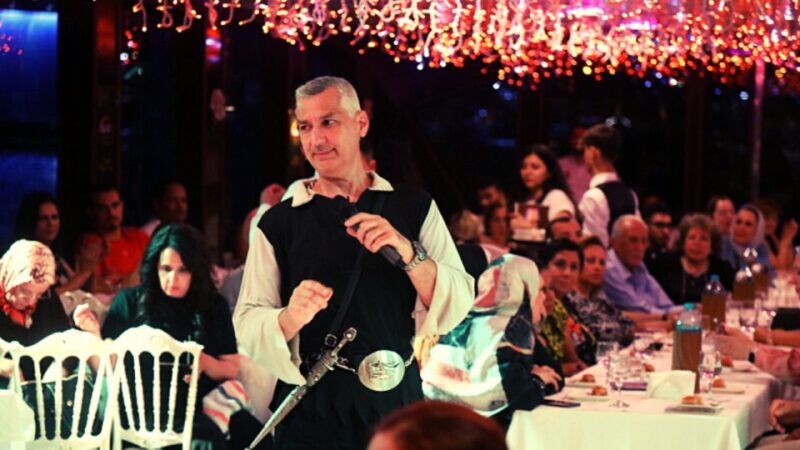 Istanbul: Bosphorus Dinner Cruise with Drinks & Turkish Show - Authentic Turkish Food and Dessert