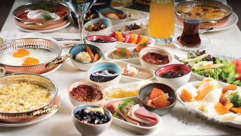 Istanbul: Bosphorus Morning Cruise with Breakfast - The Experience of the Turkish Breakfast on Board