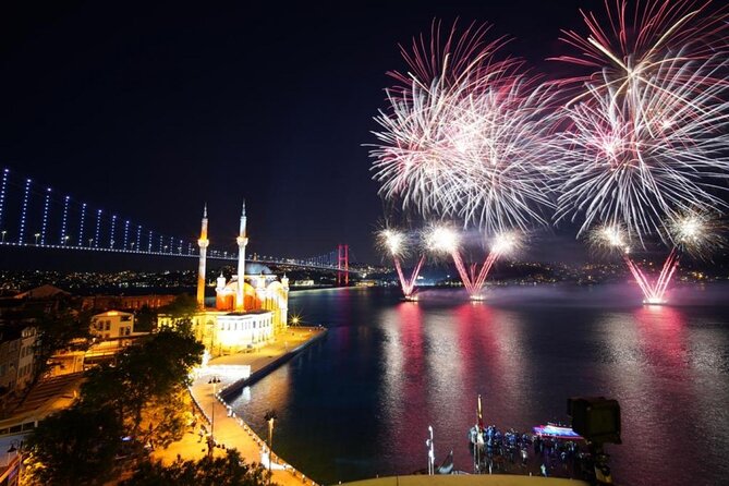 Istanbul Bosphorus New Year's Eve Dinner Cruise Party in Istanbul - Celebrate New Year on a Bosphorus Dinner Cruise in Istanbul for $329