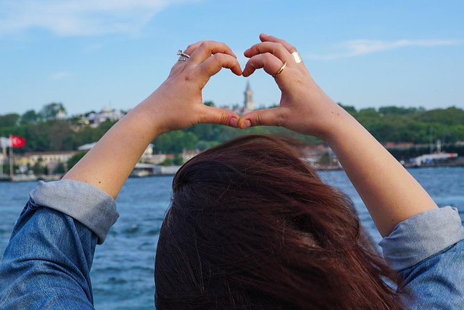 Istanbul Bosphorus Sightseeing Cruise - The Onboard Experience and Seating