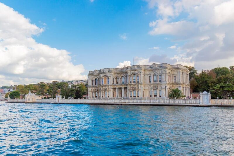 Istanbul: Bosphorus Strait Sightseeing Cruise & Audio Guide - Why This Bosphorus Cruise Is a Smart Choice for Your Istanbul Visit
