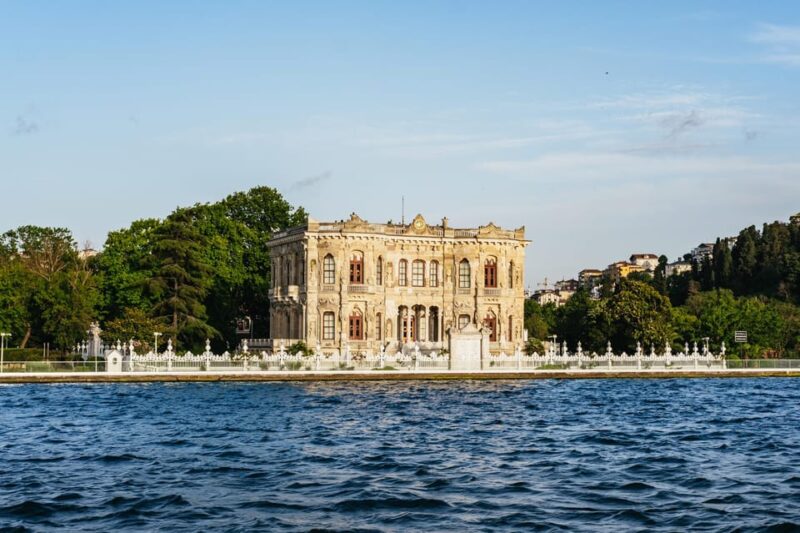 Istanbul: Bosphorus Sunset Cruise on a Luxury Yacht - Final Thoughts on the Bosphorus Sunset Yacht Tour