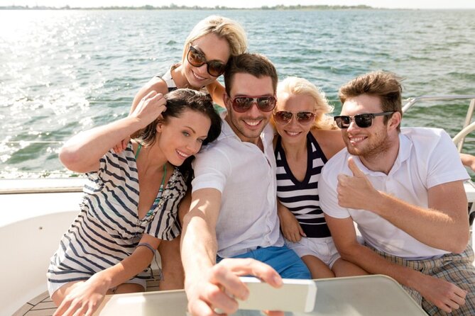 Istanbul Bosphorus Sunset Cruise on Boat with Live Guide - Sunset Views and the Perfect Atmosphere