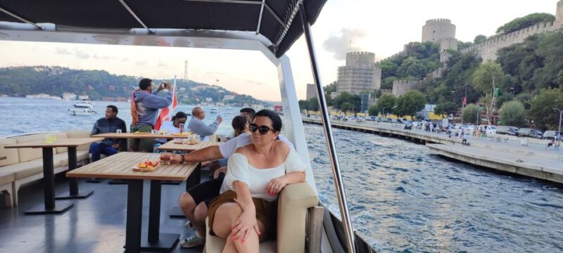 Istanbul: Bosphorus Sunset Cruise on Yacht with Live Guide - Practical Tips for a Great Experience