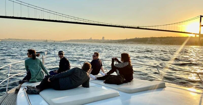 Istanbul: Bosphorus Yacht Cruise at Sunset with Snacks - Key Points