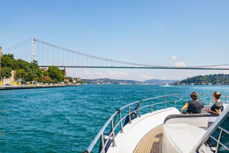 Istanbul: Bosphorus Yacht Cruise with Stopover on Asian Side - Setting Sail on the Bosphorus in Style