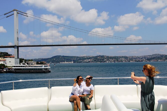 Istanbul Bosphorus Yacht Experience  Asian Side Visit in Kanlica - Iconic Istanbul Landmarks Seen from the Water