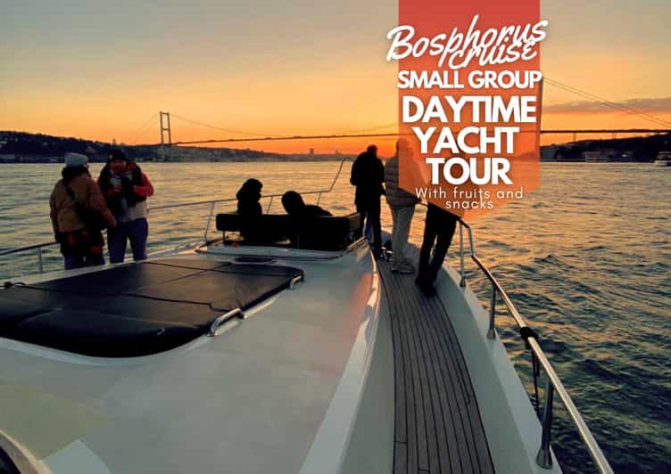 Istanbul: Daytime Bosphorus Yacht Cruise with Fruit & Snacks - What the Yacht Looks Like and How the Seating Works