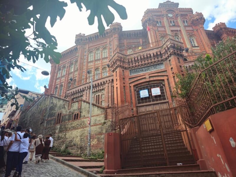 Istanbul: Fener & Balat Guided Tour through Colored Streets - Practical Details and Accessibility