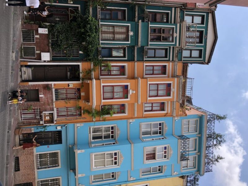 Istanbul: Fener, Balat, Old Greek and Jewish Quarter Tour - The Guide’s Approach to Local History