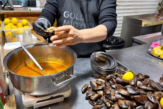 Istanbul Food Tour - History and Culture of Turkish Culinary - Exploring the Fish Market and Balik Pazari