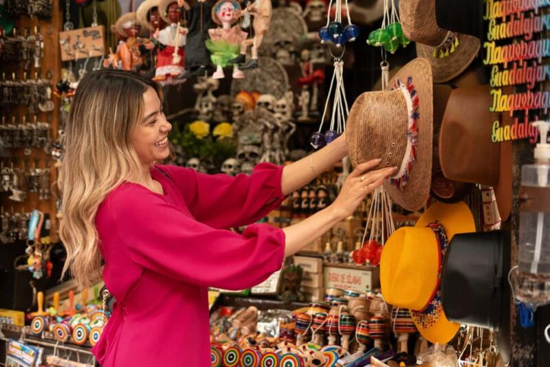 Istanbul: Grand Bazaar Shopping Tour & Shopping Assistant - Key Points