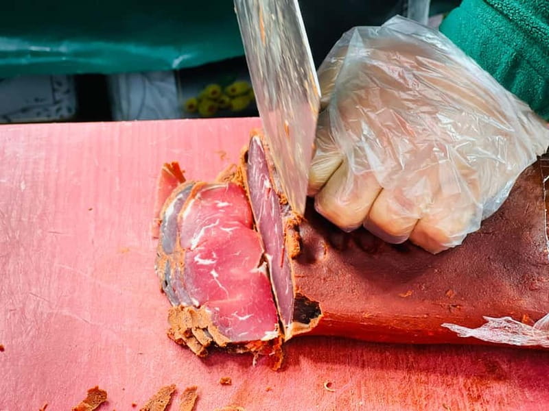 Istanbul: Guided Food Tour with Ferry Ride and Tastings - Key Points